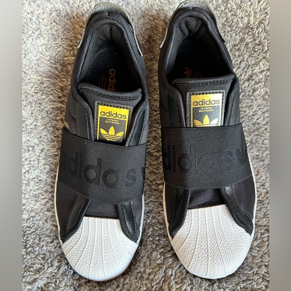 Adidas original superstar slip-on 51/2(women’s) 71/2 men’s